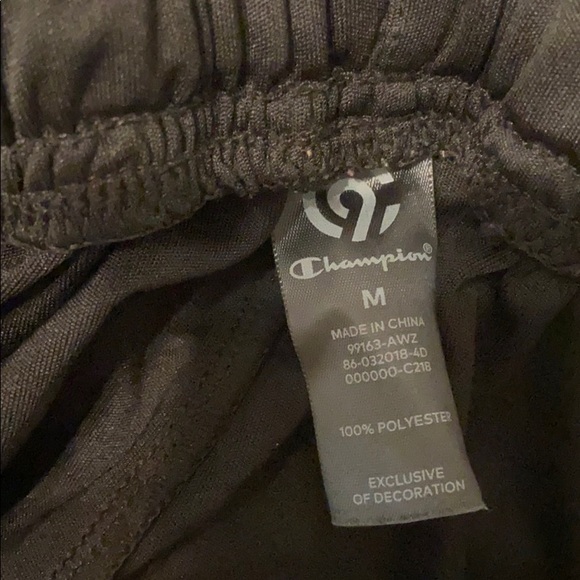 Men's or boys athletic shorts - Picture 3 of 3